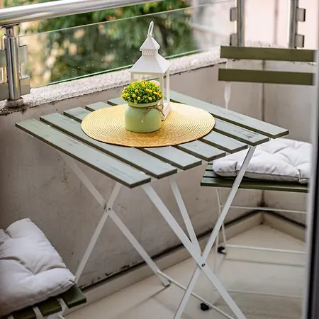 Deluxe With 2 Bedroom In Center Warna