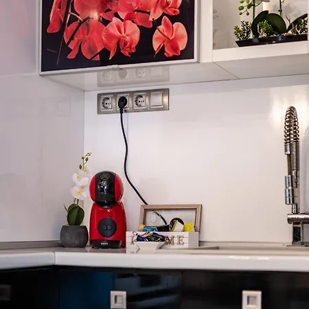 Deluxe With 2 Bedroom In Center * Warna