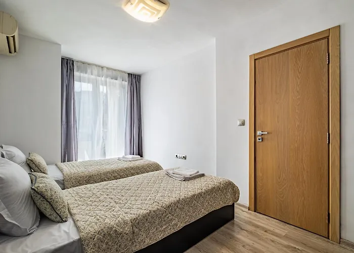 Apartament Deluxe With 2 Bedroom In Center Varna