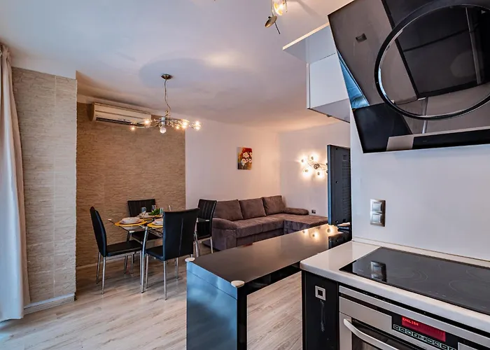 Apartament Deluxe With 2 Bedroom In Center Varna