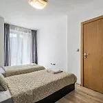 Apartment Deluxe With 2 Bedroom In Center Varna