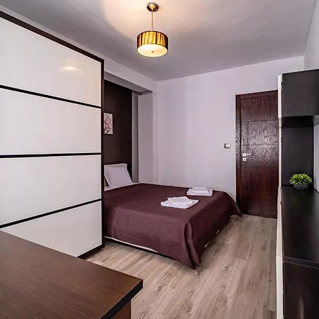 Deluxe With 2 Bedroom In Center Апартаменты Варна