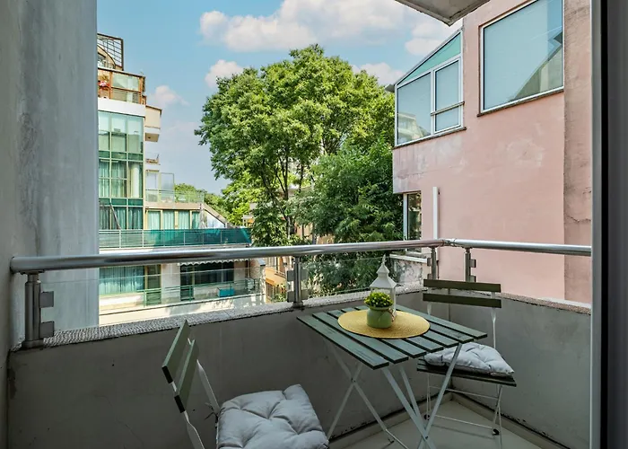 Deluxe With 2 Bedroom In Center Apartment Varna