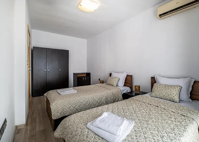 Deluxe With 2 Bedroom In Center Apartmán *